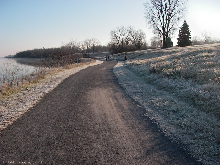Morning frost, Ottawa river pathway